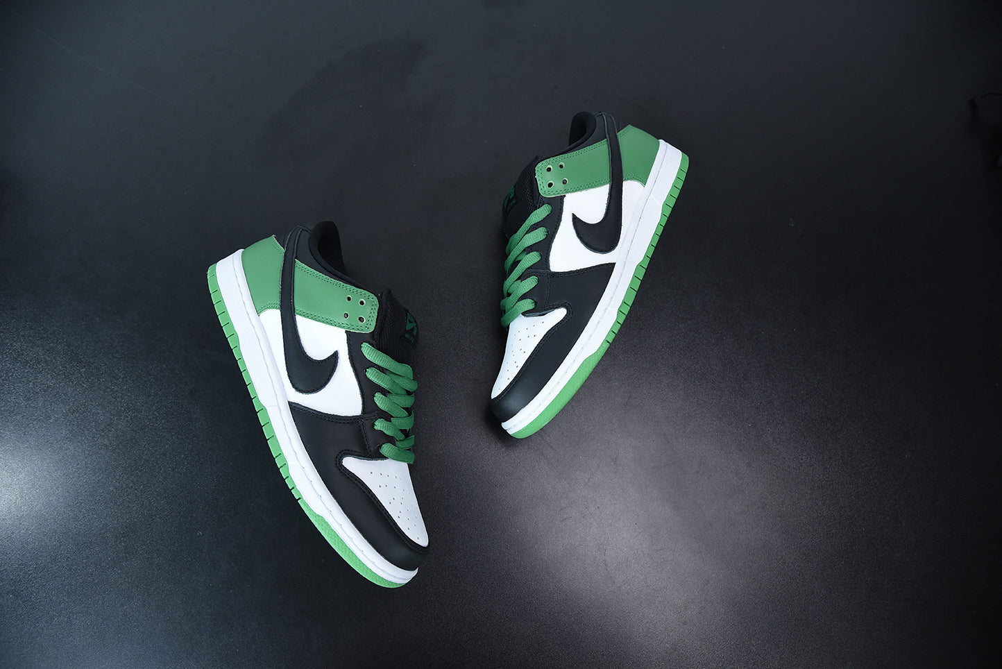 Nike Dunk Low Pro SB 'Classic Green'