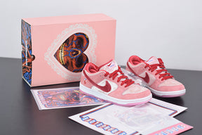 Nike SB Dunk Low Strange Love Skateboards