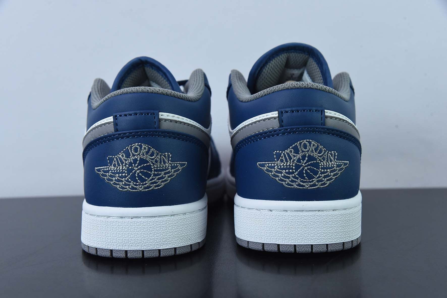 Nike Air Jordan 1 Low "True Blue"