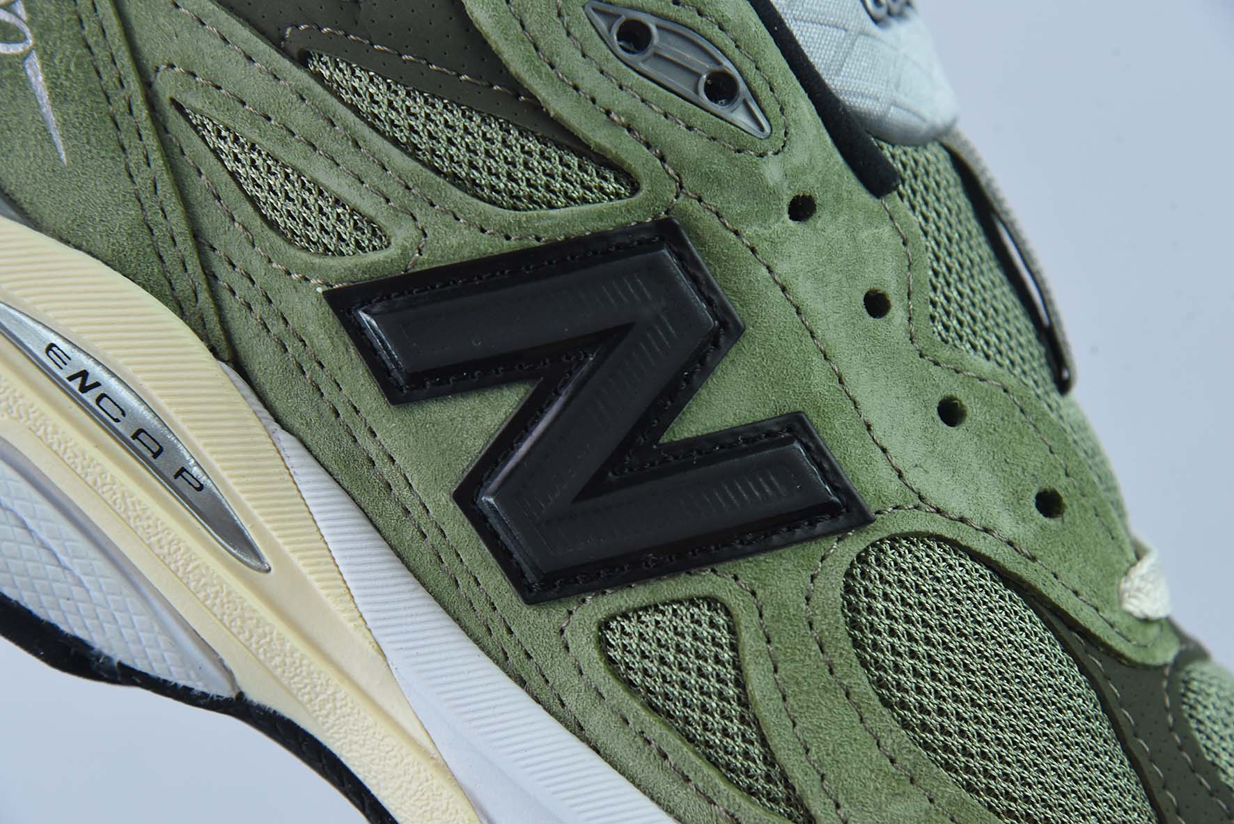 JJJJOUND X New Balance 990 V3 “Olive”