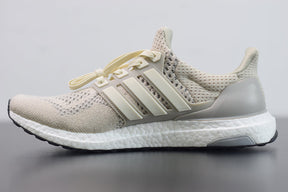 Adidas Ultra Boost 22 “Cream”