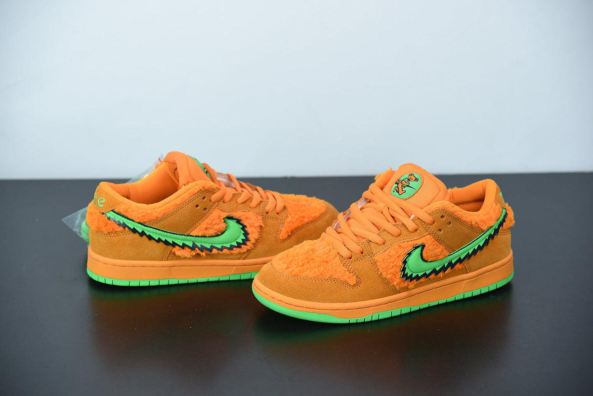 Nike SB Dunk Low "Grateful Dead Orange Bear"