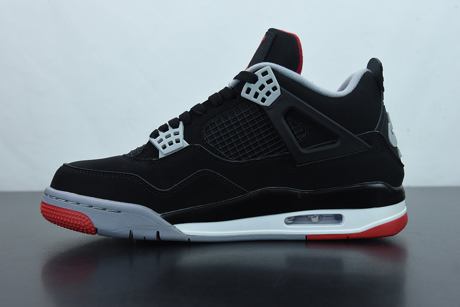 Nike Air Jordan 4 Retro Bred