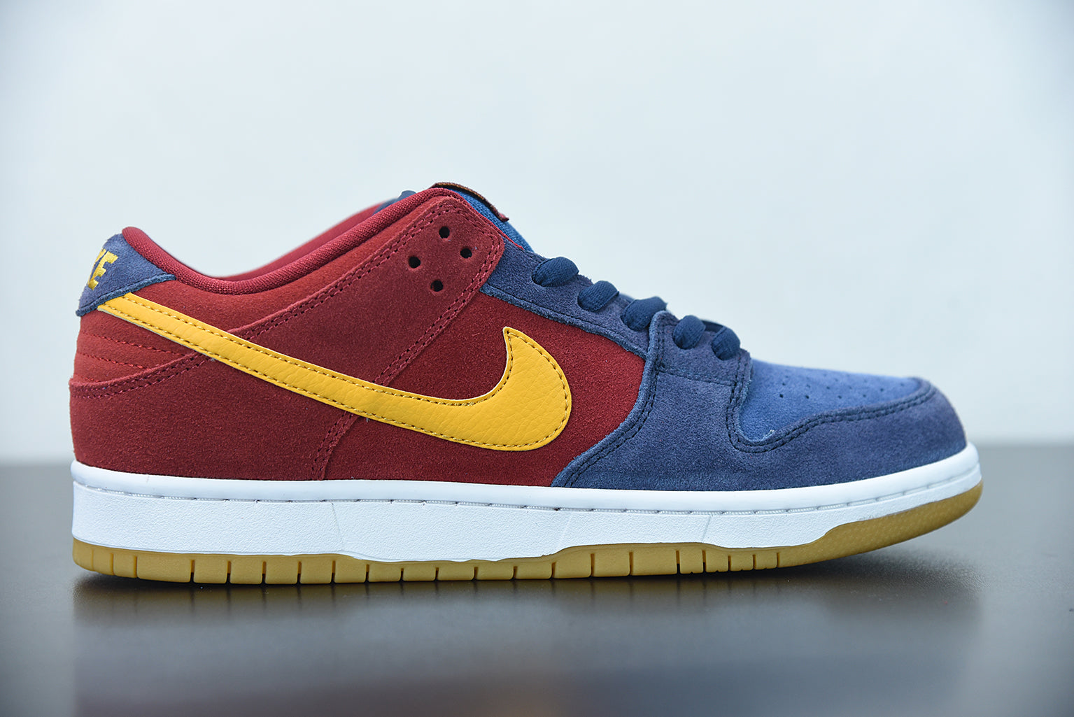 Nike SB Dunk Low "Barcelona"