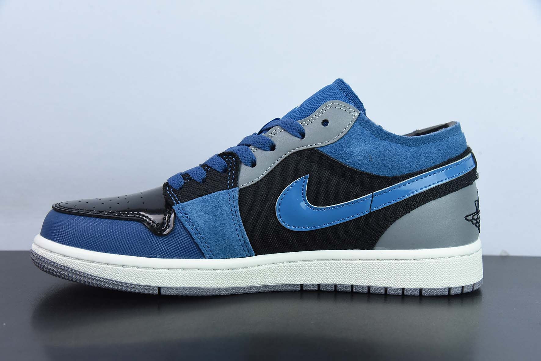 Nike Air Jordan 1 Low SE “Craft Obsidian French Blue Ashen Slate White“