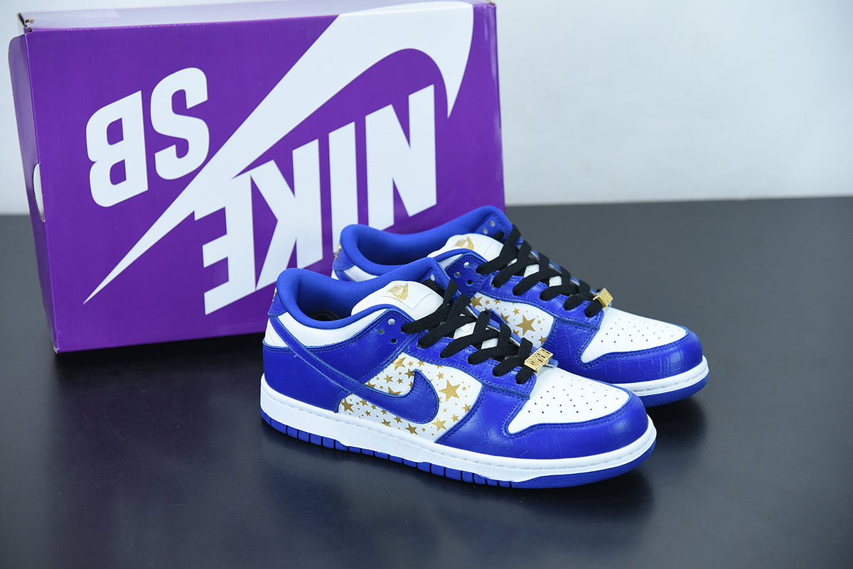 Nike SB Dunk Low x Supreme Stars Hyper Royal