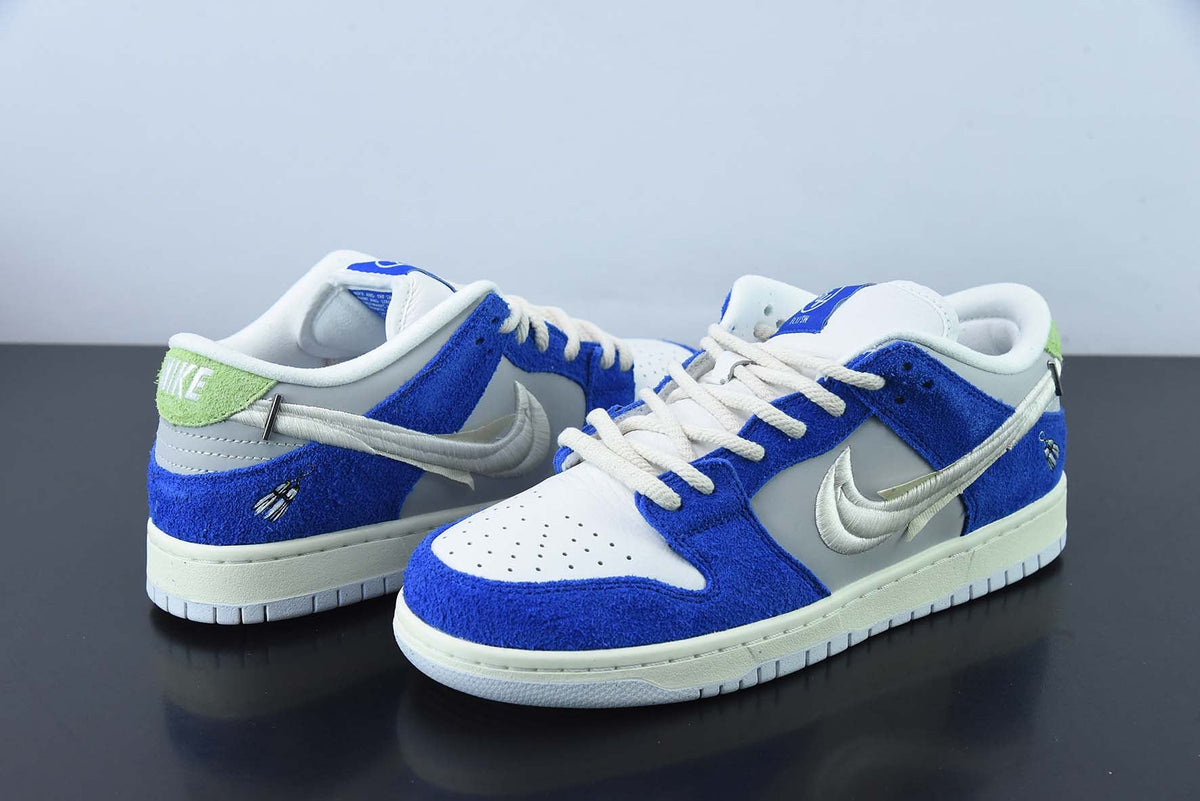 Nike SB Dunk Low Pro "Fly Streetwear Gardenia"