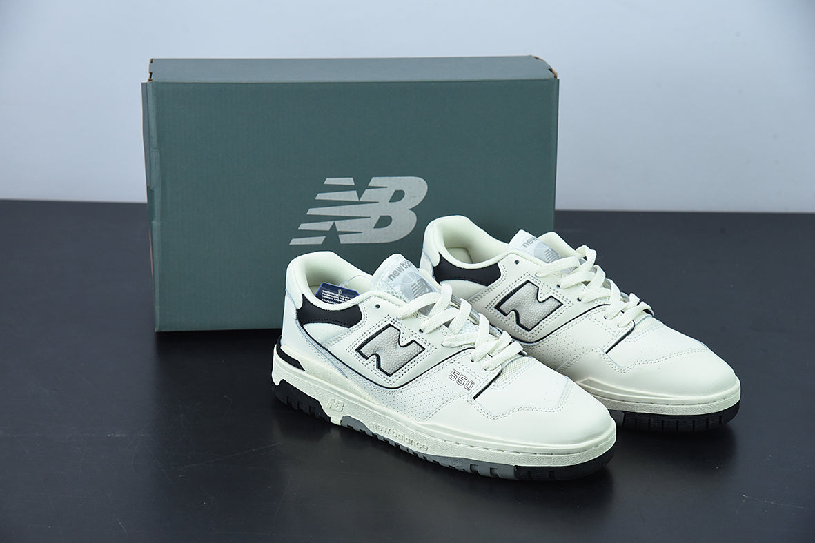 New Balance 550 "Sea Salt Black"