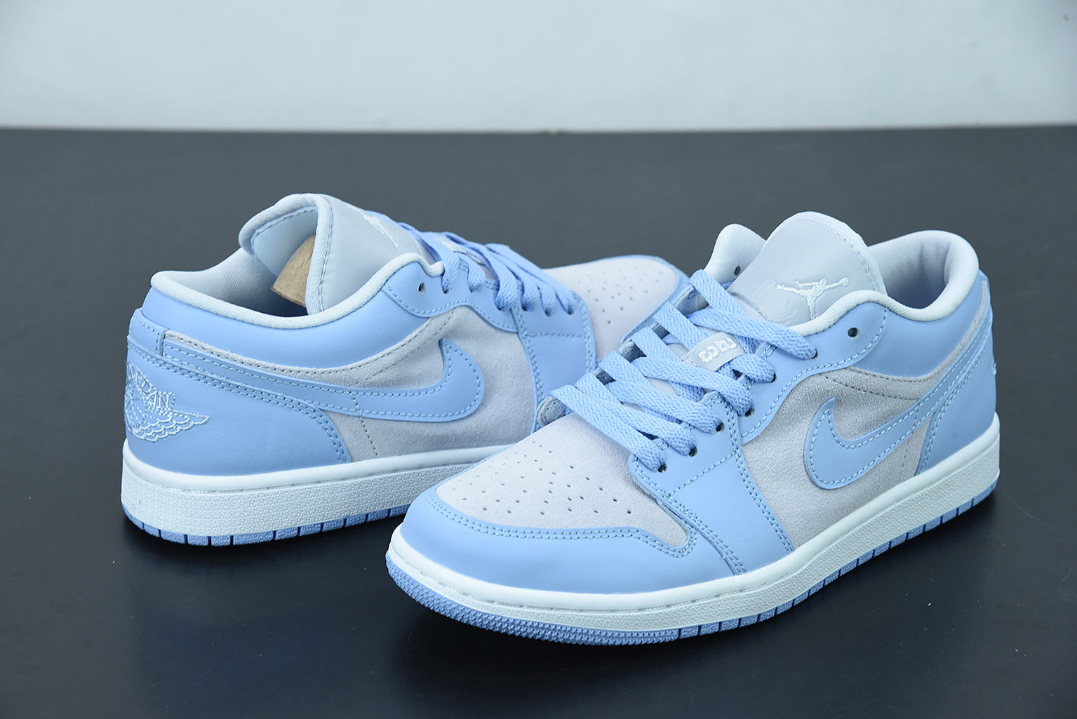 Nike Air Jordan 1 Low Football Grey Aluminum