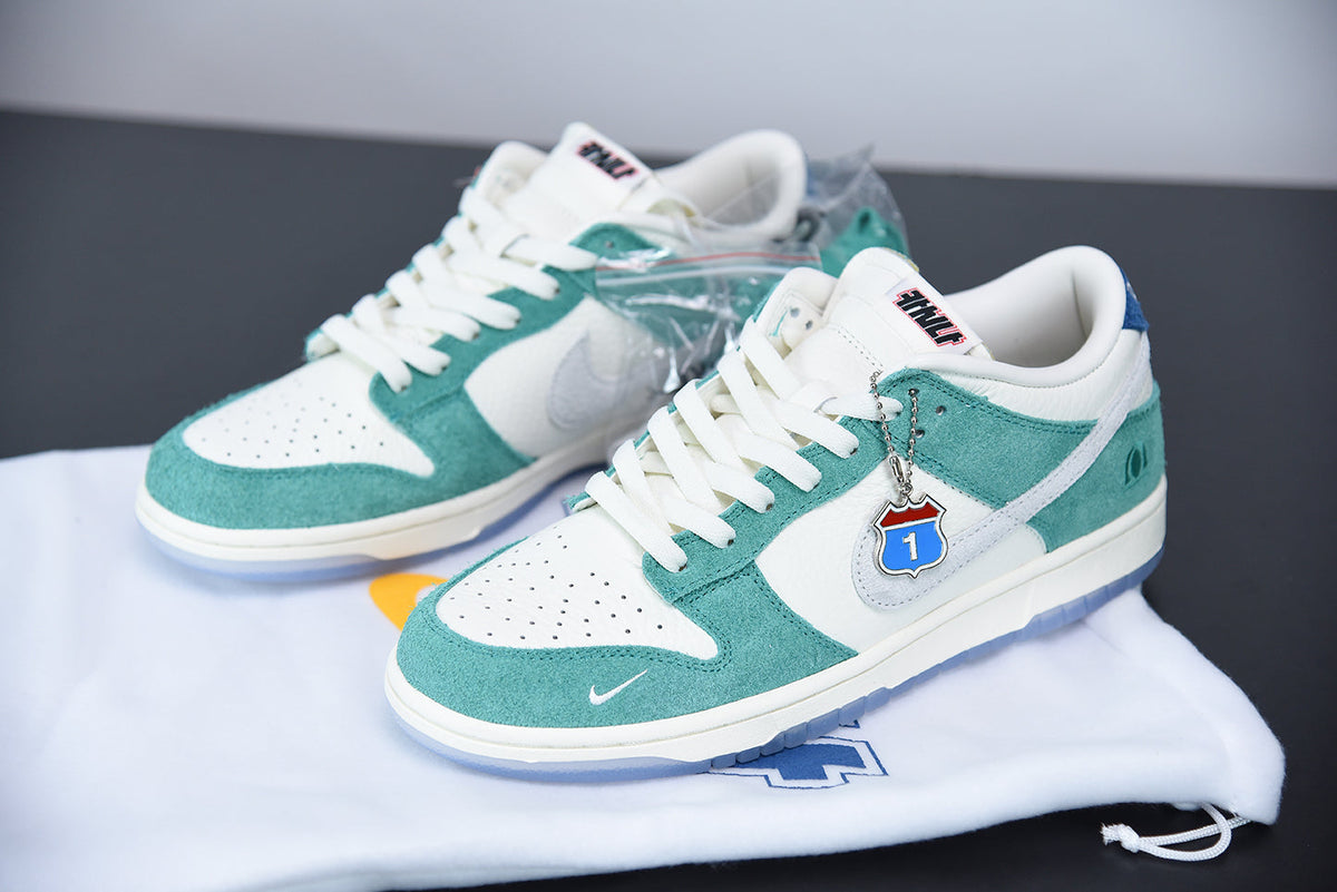 Nike Dunk Low x Kasina 'Road Sign'