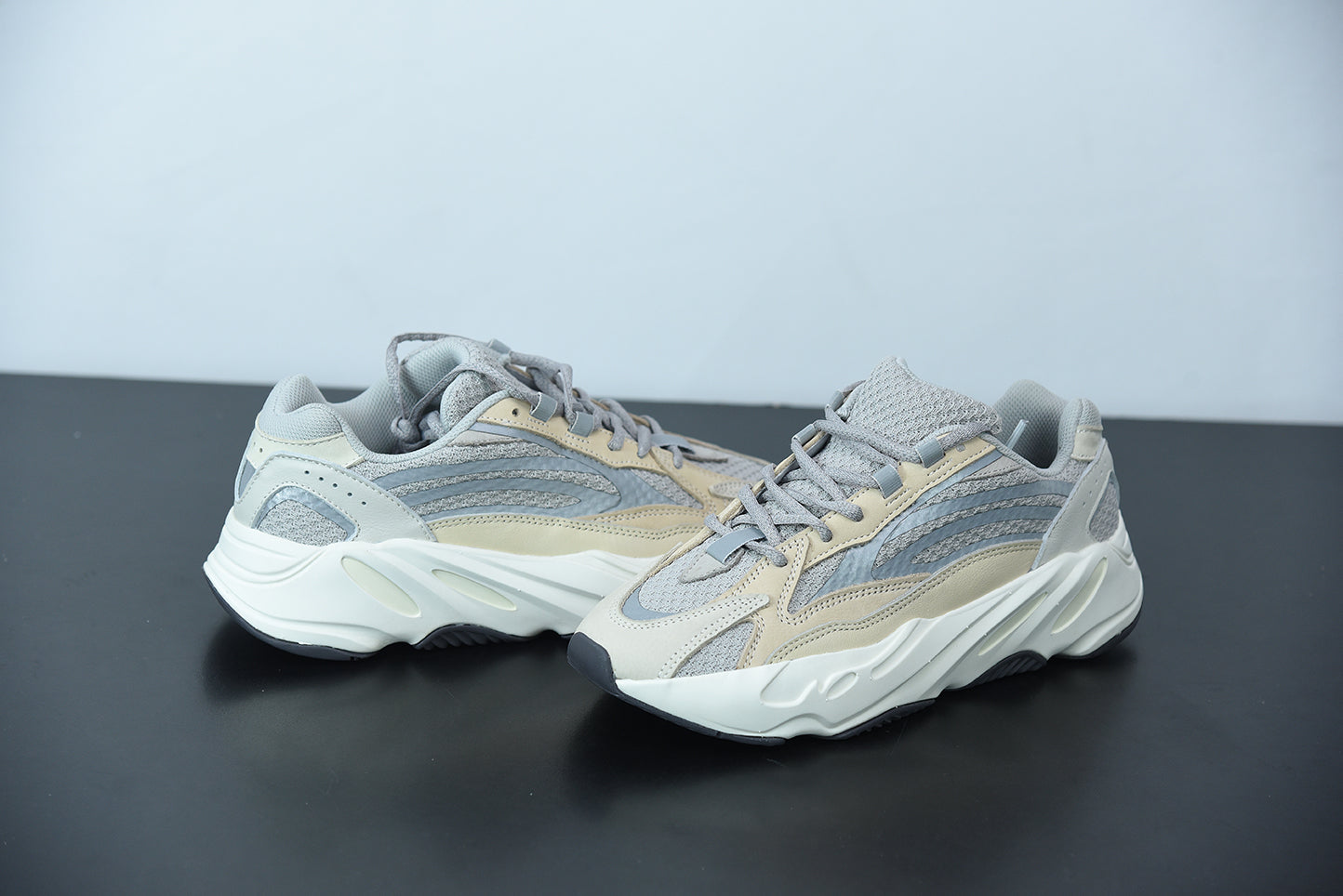 Adidas Yeezy Boost 700 V2 Cream