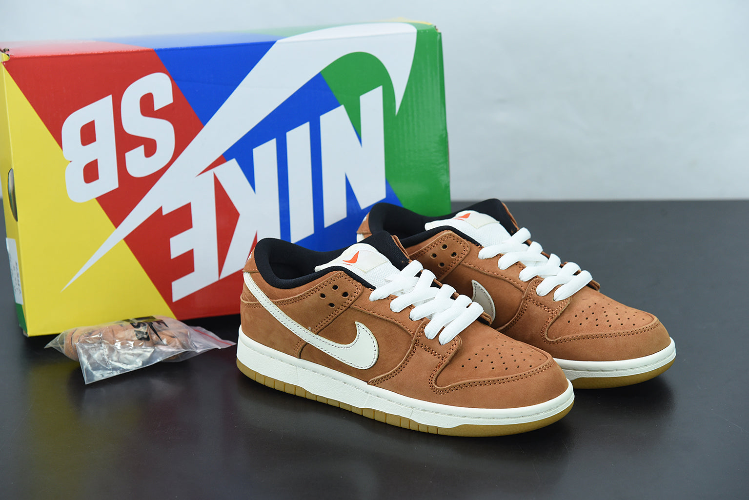 Nike SB Dunk Low Dark Russet Sail