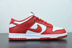 Nike SB Dunk Low "University Red"