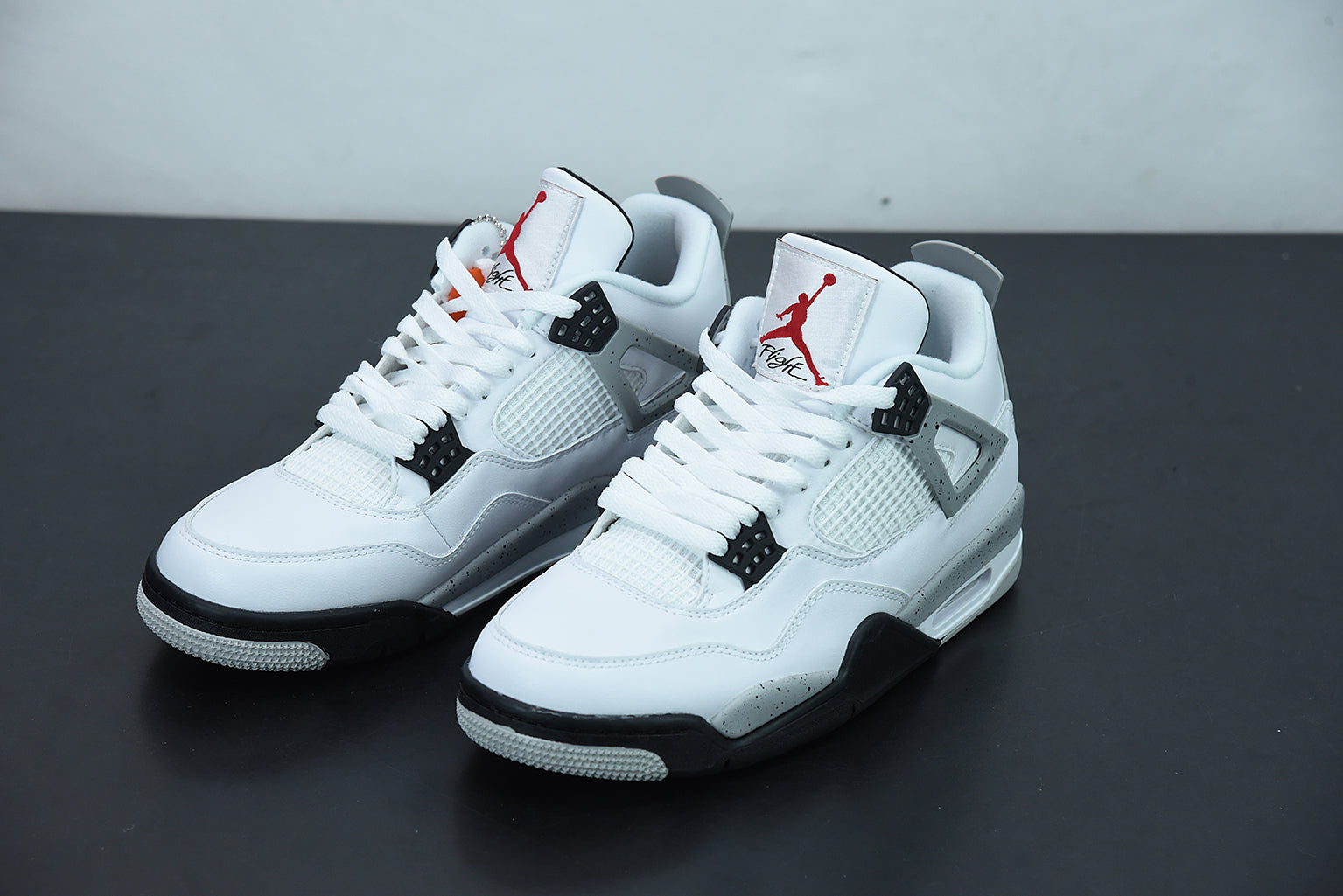 Nike Air Jordan 4 Retro White Cement