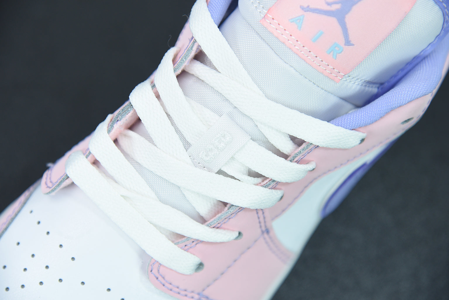 Nike Air Jordan 1 Low GS "Arctic Punch"