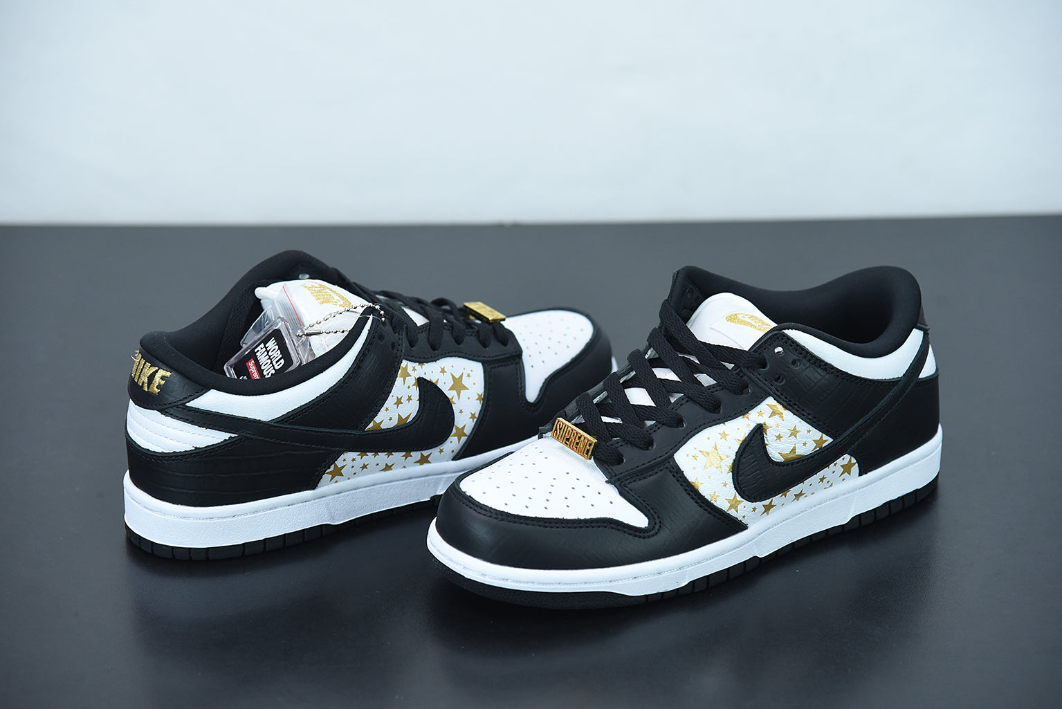 Nike SB Dunk Low x Supreme Stars Black