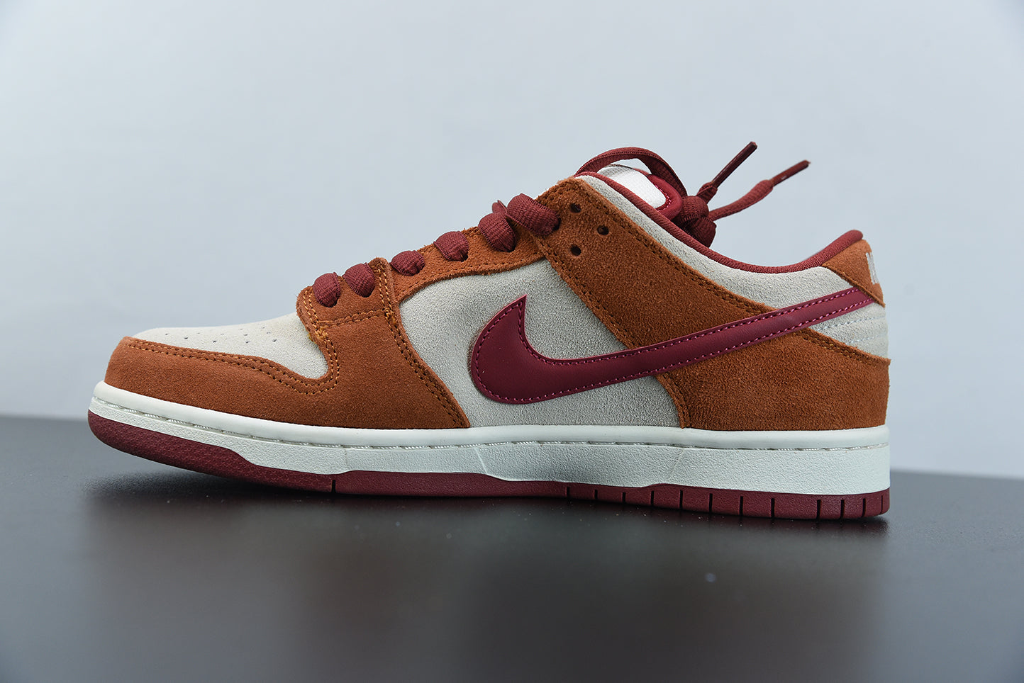 Nike Dunk Low Pro SB 'Dark Russet'