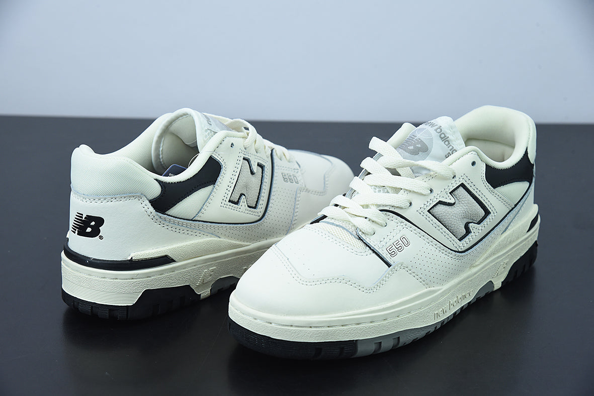 New Balance 550 "Sea Salt Black"