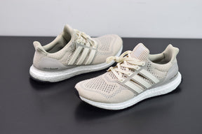 Adidas Ultra Boost 22 “Cream”