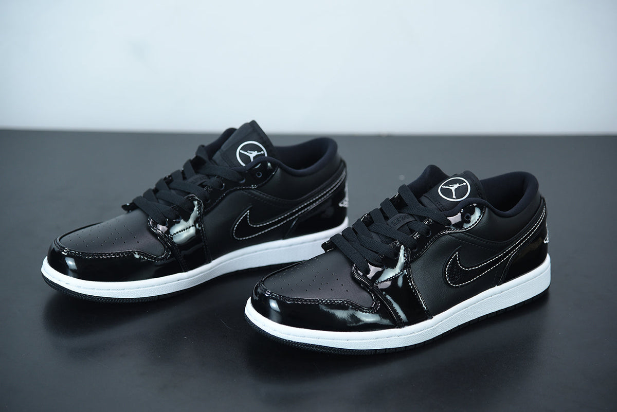 Nike Air Jordan 1 Low "Carbon Fiber"