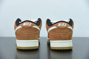 Nike SB Dunk Low Dark Russet Sail