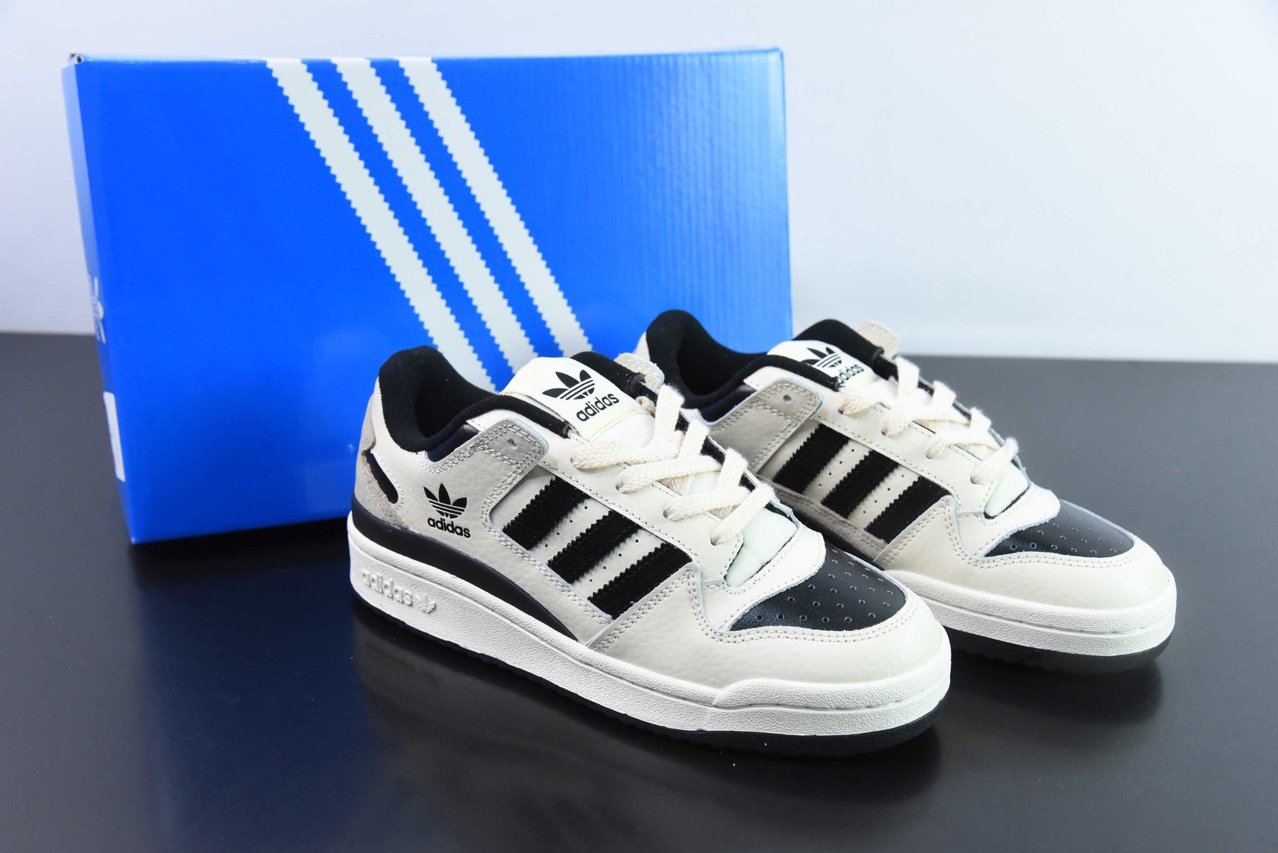 Adidas Forum Bold White Black