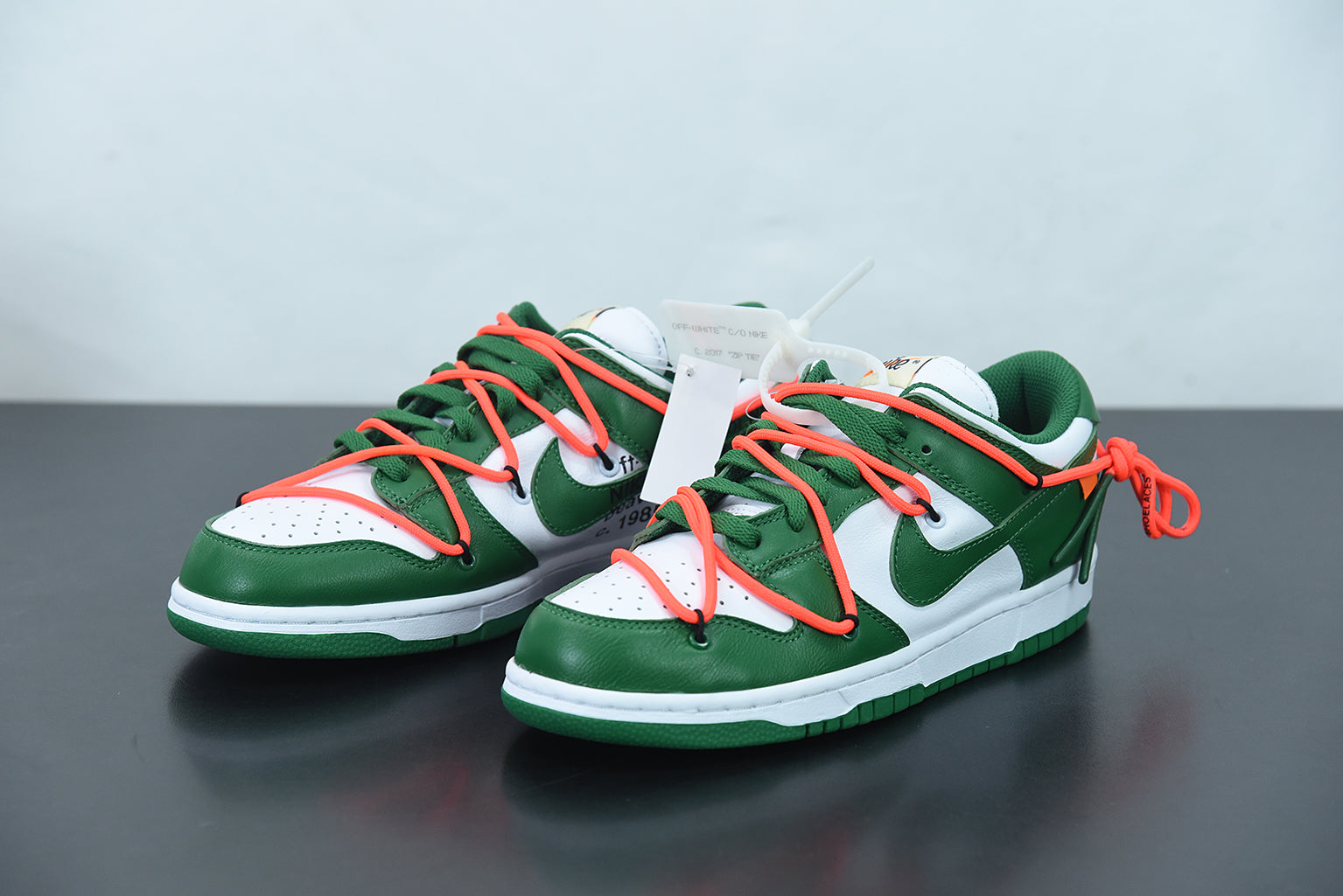 Nike Dunk Low Off-White Pine Green