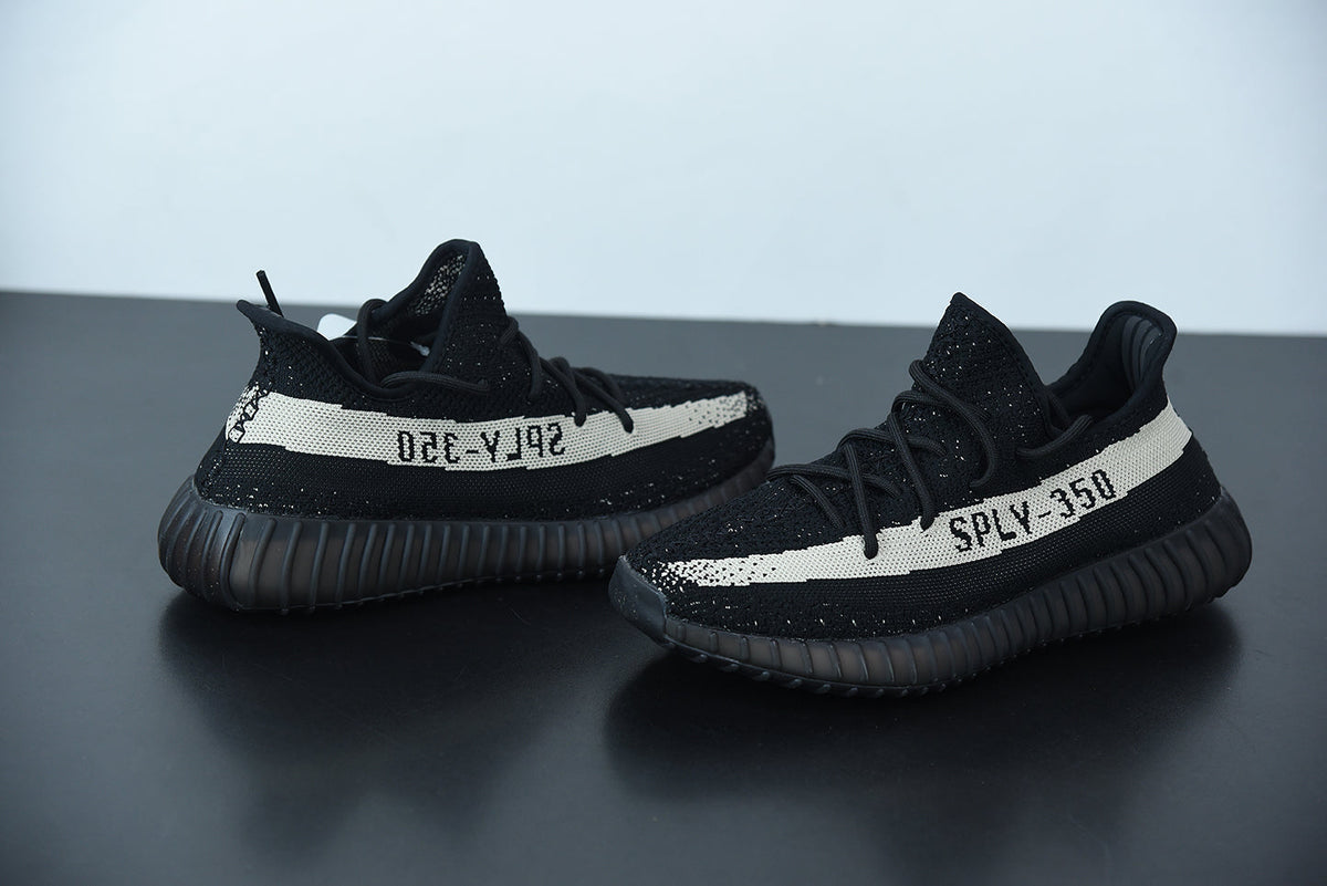 Adidas Yeezy Boost 350 V2 Oreo