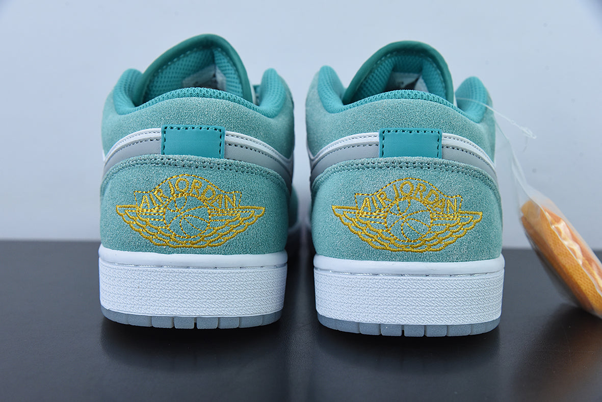 Nike Air Jordan 1 Low  "New Esmerald"