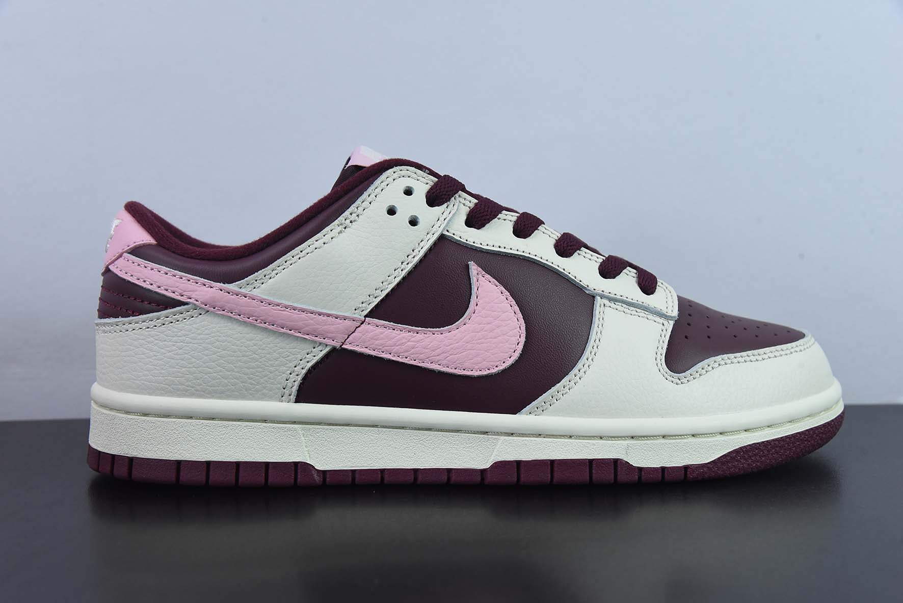 Nike Dunk Low Retro “PRM Valentine's Day“