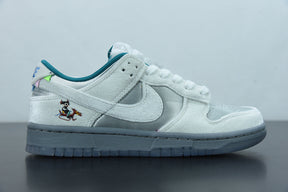 Nike Dunk Winter Themed Low "Ice"