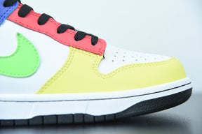 Nike Dunk Low Green Striker