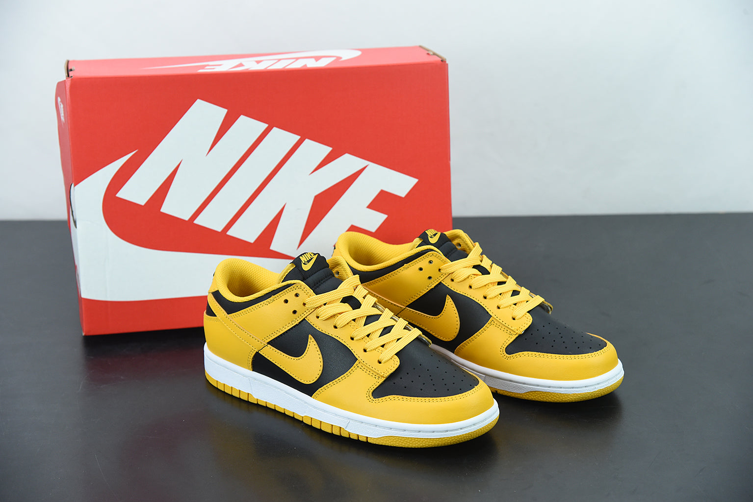 Nike Dunk Low Goldenrod