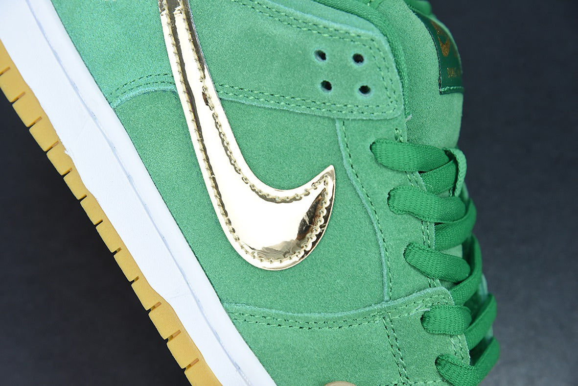 Nike Dunk Low Pro St. Patrick's Day