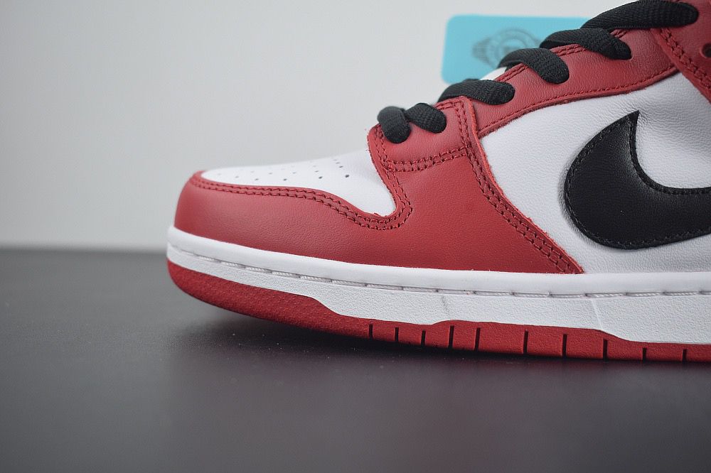 Nike Dunk Low Pro SB "Chicago"