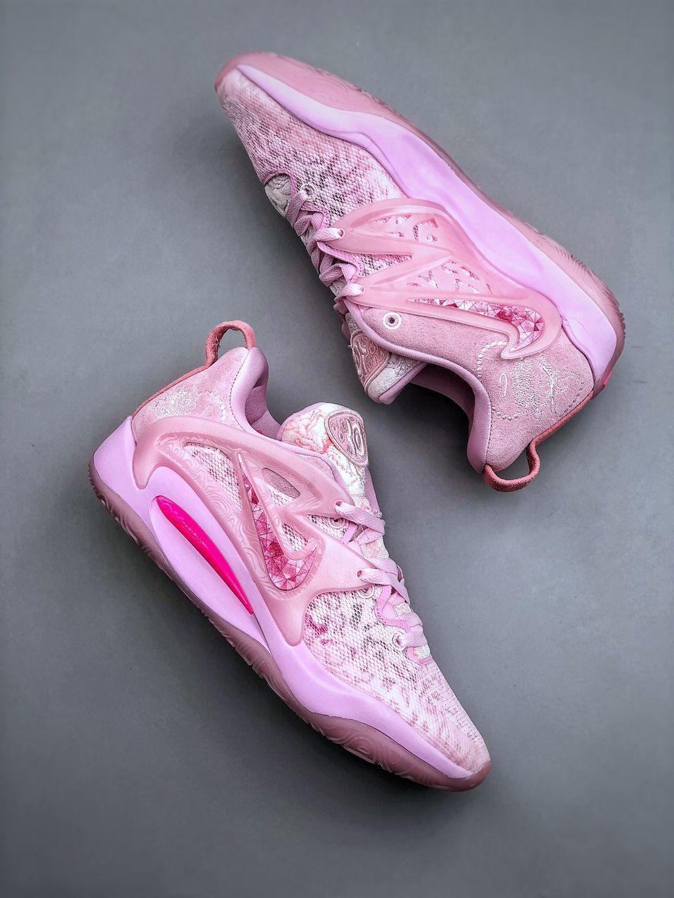 Nike KD 15 "Aunt Pearl"