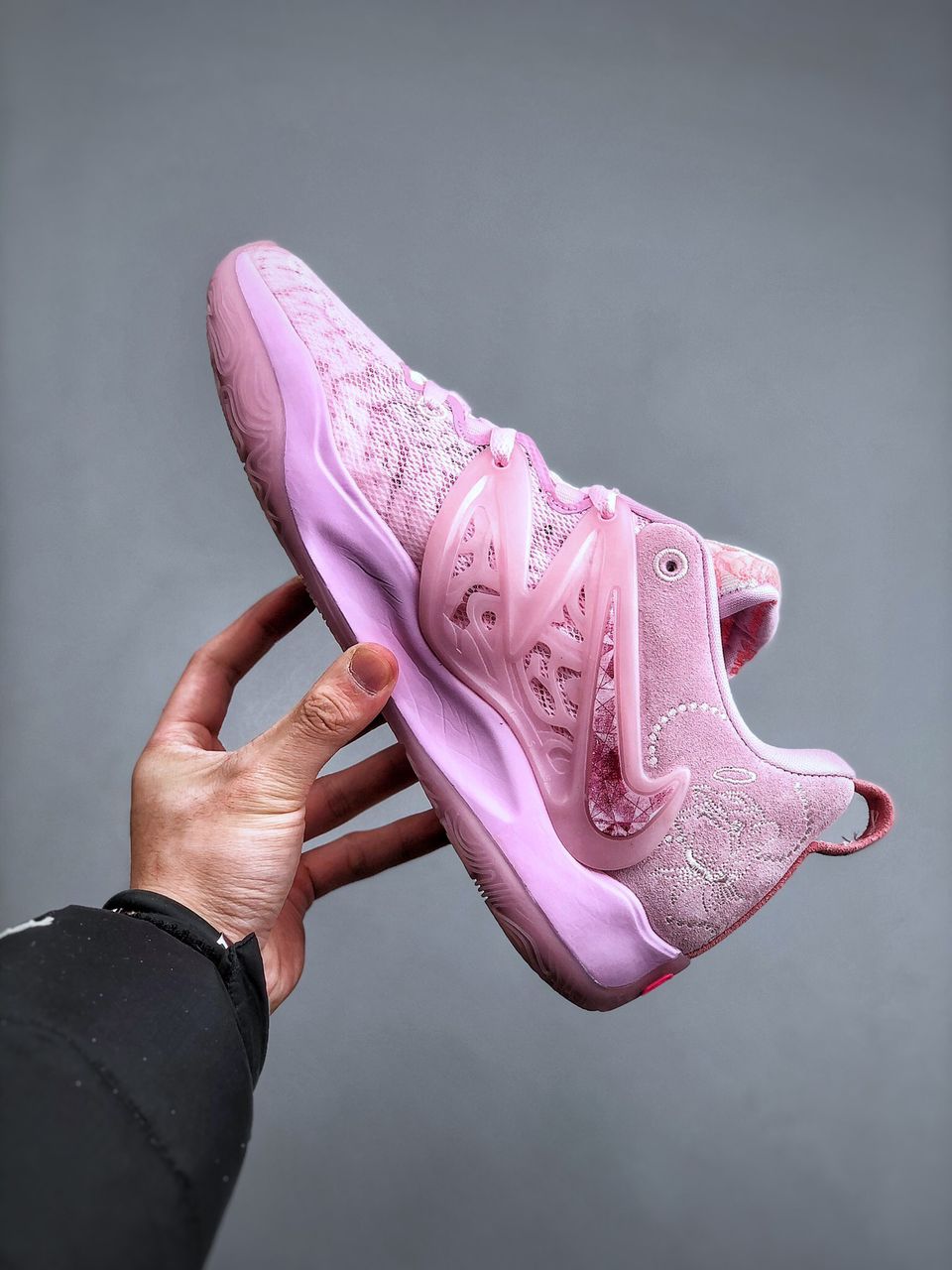 Nike KD 15 "Aunt Pearl"