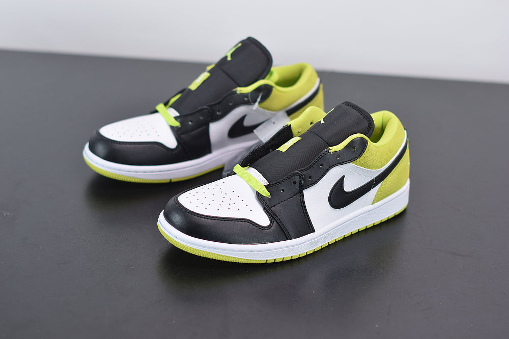 Nike Air Jordan 1 Low  "Black Cyber"