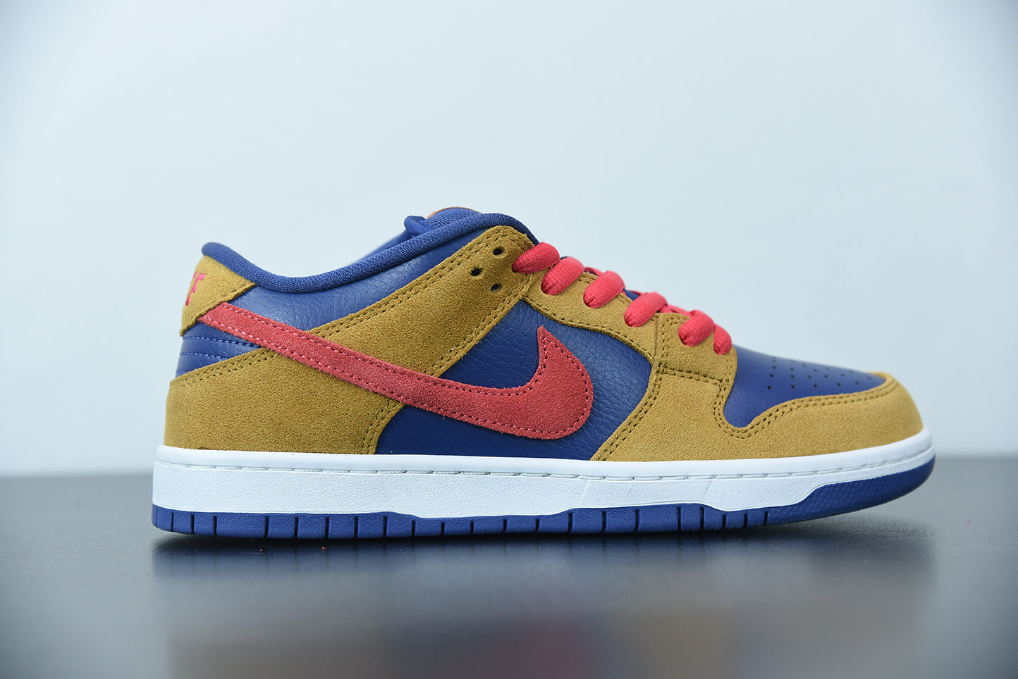 Nike SB Dunk Low Reverse "Papa Bear"