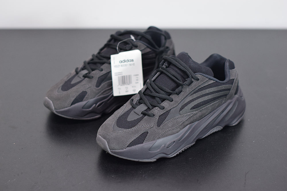 Adidas Yeezy 700 V2 Vanta