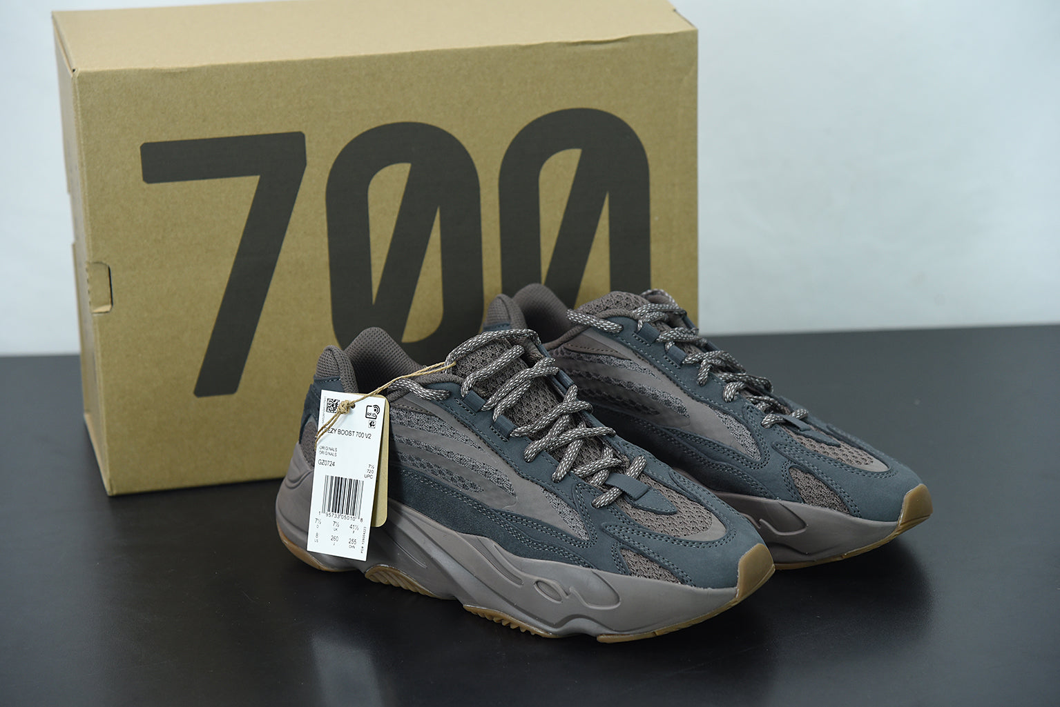 Adidas Yeezy 700 V2 Mauve