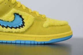 Nike SB Dunk Low X Grateful Dead Bears "Yellow"