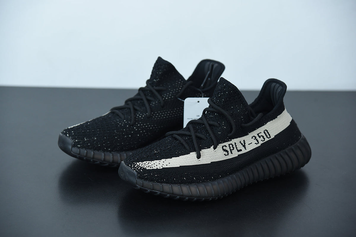 Adidas Yeezy Boost 350 V2 Oreo