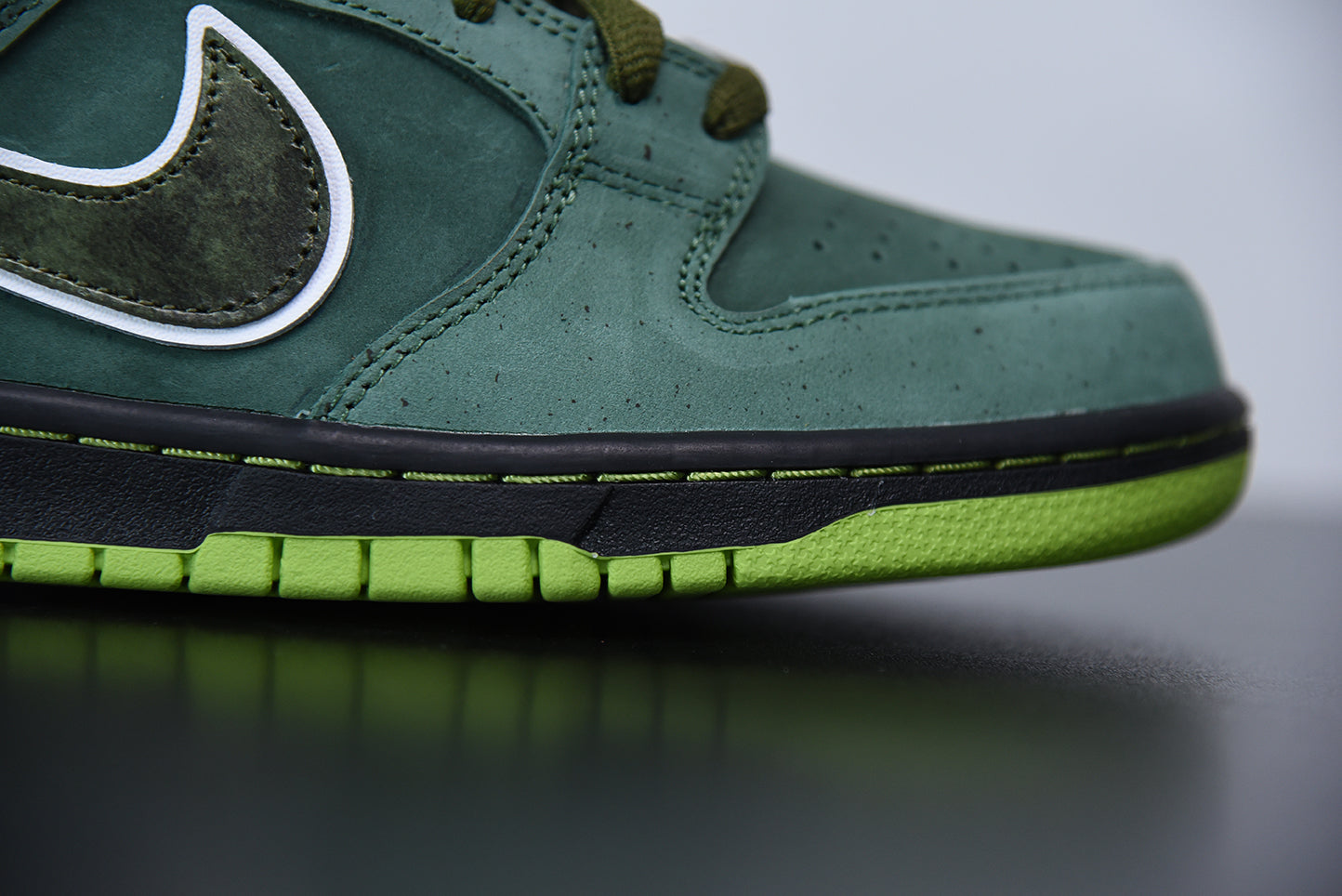 Nike SB Dunk Low x Concepts "Green Lobster"