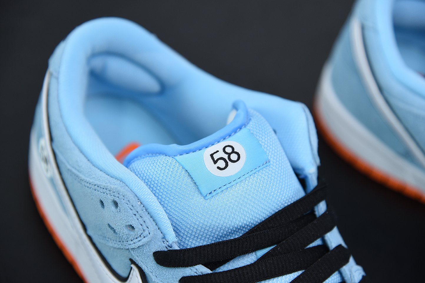 Nike SB low Club Gulf 58