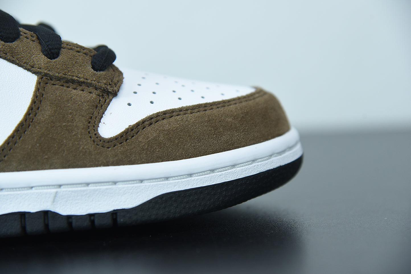 Nike Dunk Low SB "Trail End Brown"