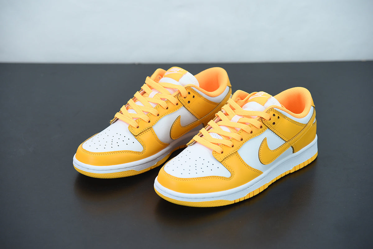 Nike Dunk Low "Laser Orange"