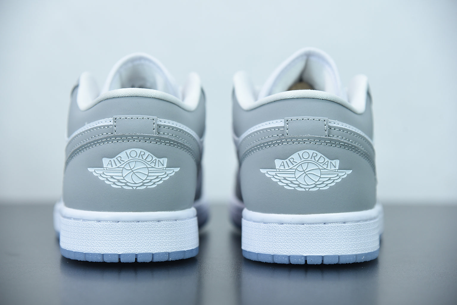 Nike Air Jordan 1 Low "Grey"