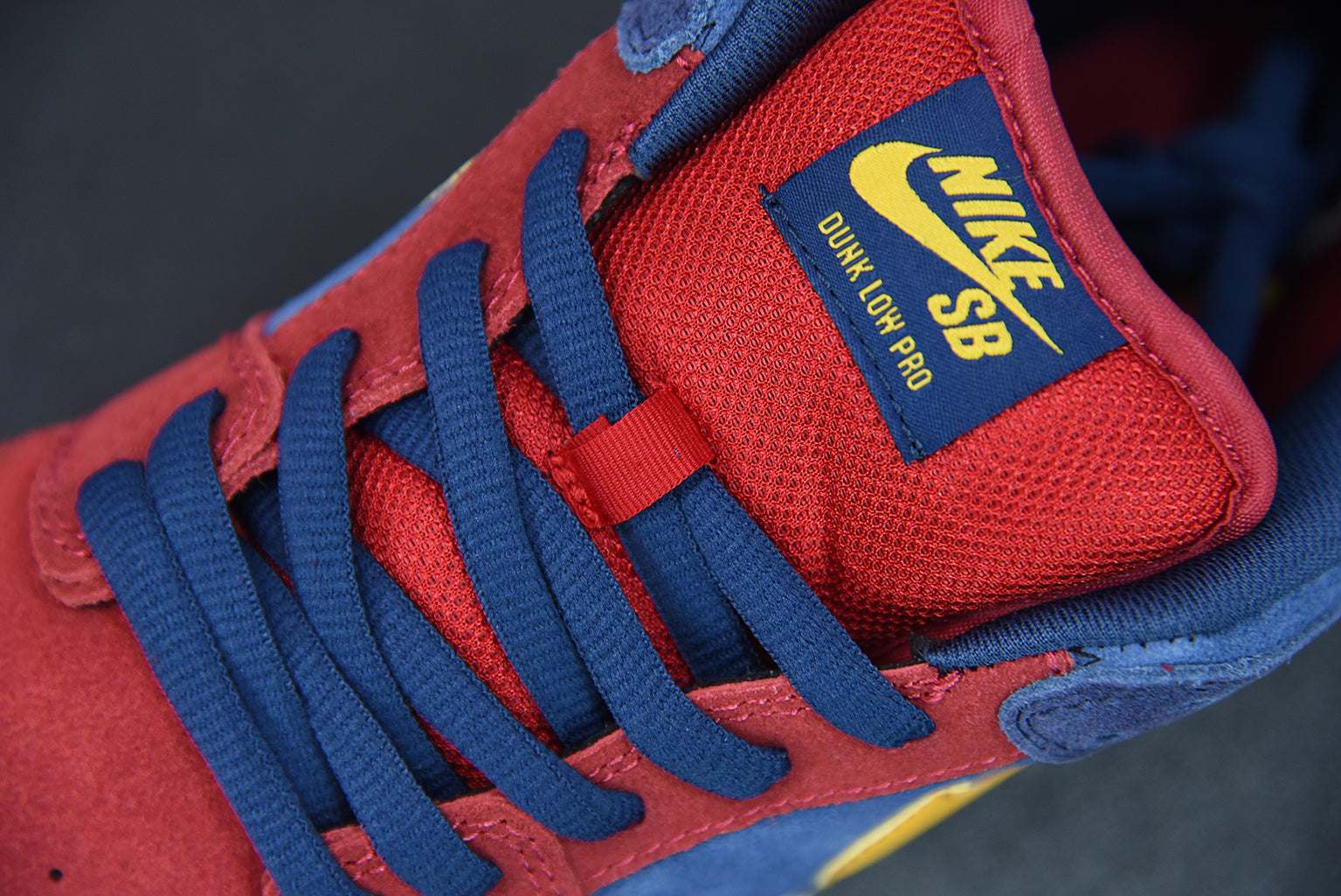 Nike SB Dunk Low "Barcelona"