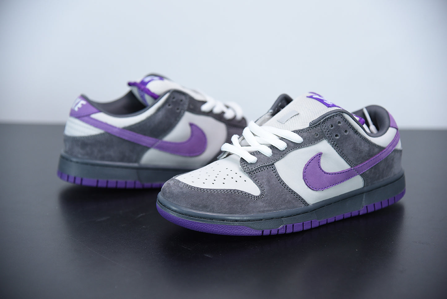 Nike Dunk SB Low Purple Pigeon